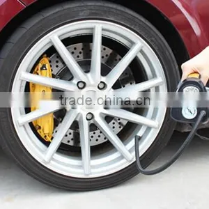 DC 12V 4 In 1 Tire Inflator Car Vacumn Cleaner Multifunctional Inflator thumbnail-2