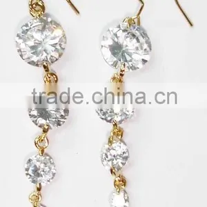 Fashion Earring With Stones Pendant White thumbnail-1
