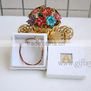 New Arrival White Jewelry Box Bracelet Box Necklace Box With Beaded Name Plate of A thumbnail-1