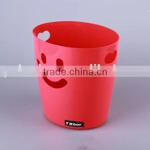Hollow Out Smiling Face Plastic Trash Can Household Garbage Can/Rubbish Bin thumbnail-1