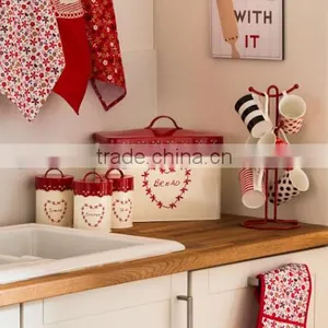 Kitchen Bread Bin thumbnail-2
