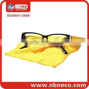 Microfiber Eye Glasses Cleaning Cloth thumbnail-1