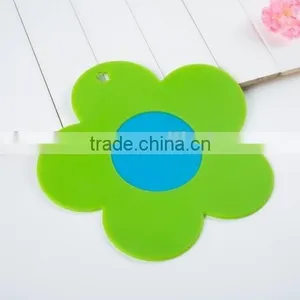 Silicone Pot Holder,Hot Pads in Unique Sunflower Pattern Funny Pot Holder thumbnail-4