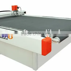 IECHO BK2516 PVC Coil Car Mats and Carpets and Logo Floor Rug Automatic CNC Cutting Machine thumbnail-2