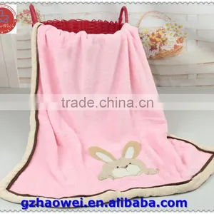High Quality Overlocking Embroidered Baby Fleece Blanket thumbnail-2