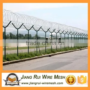 Cross Loop Razor Barbed Wire Netting thumbnail-1