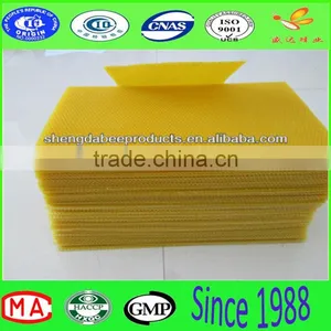 Comb Foundation Sheets Low Price Organic Beeswax Foundation Sheet thumbnail-1