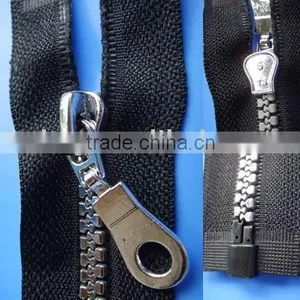 Plastic Zipper thumbnail-1