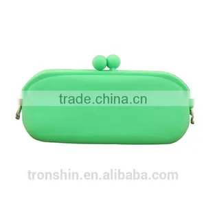 Hot Sale China Supplier Eco-friendly Custom Silicone Glass Pouch thumbnail-2