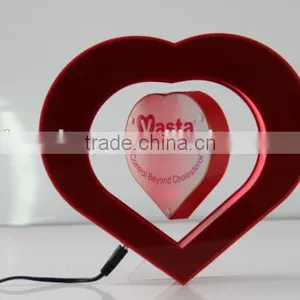 Maglev Rahmen With Heart Shape, Cool Magnetic Suspension Photo Frame With Heart Shape thumbnail-1