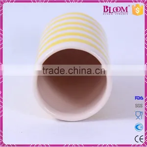 Glazed Ceramic Home Goods Decorative Vase thumbnail-2