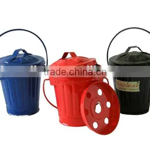 Metal Car Waste Bin thumbnail-1