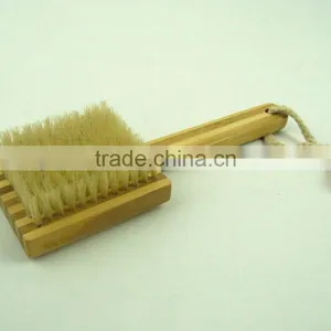 Wood Bath Brush With Natural Bristle Square Head thumbnail-1