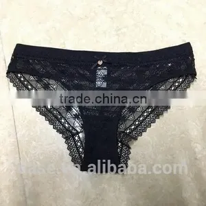 Ladies Fashion Sexy Invisible Stretch Seamless Cotton Briefs for Women thumbnail-1
