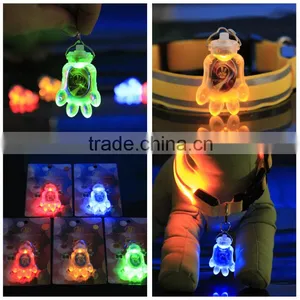 Pet Supplies Wholesale Pet Signs Cool Led Light Foot Shape Dog Pendant Luminous Pendants thumbnail-6
