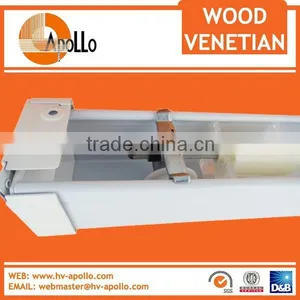 2015 NEW Smooth Operation Wood Blind thumbnail-5