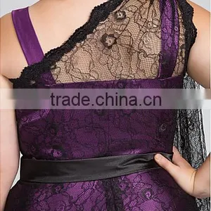 Gorgeous Knee-length Lace Black Sexy Homecoming Dresses Plus Size thumbnail-3