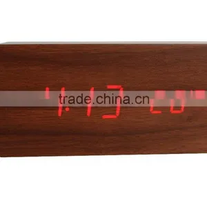 2015 New Hot Selling Digital LED Wooden Clock S712 Meet CE and Rohs Best for Gift thumbnail-4