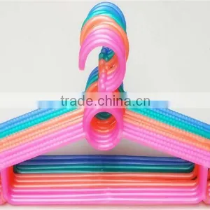 2015 New Popular With Good Quality Plastic Hanger for Clothes Scarf thumbnail-2