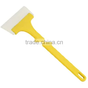 Promotion Handle Clear Plastic Blade Car Cleaning Ice Snow Scraper Deluxe Shovel Snowbrush Ice Scraper Mitts thumbnail-1