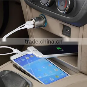 Dual USB-Port Car Charger for Iphone 6 6s Stainless Steel Safety Hammer thumbnail-3