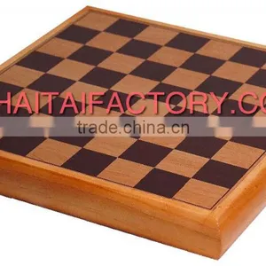 High Quality Traditional Wood Chess and Backgammon Set With Wood Chessmen thumbnail-1