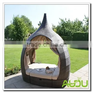 Audu Rattan Outside Wicker Aluminium Garden Outdoor Daybed thumbnail-2