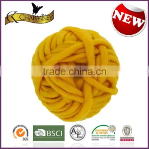 Charmkey Hot Sale Thick Knitting Yarn Acrylic Polyester Blended Yarn for Scarf Knitting thumbnail-2