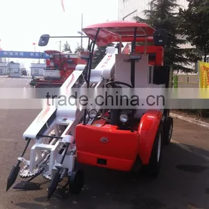 Wheel Type Self Procelling Peanuts Combined Harvester Machine thumbnail-6