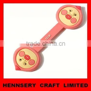 Customized Shape and Logo Soft Pvc Rubber Metal Cable Tie thumbnail-2