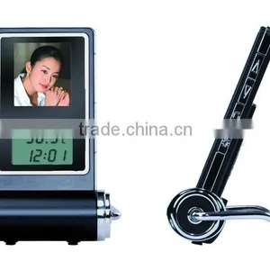 1.5inch Digital Photo Frame With Clock and Temperature thumbnail-1
