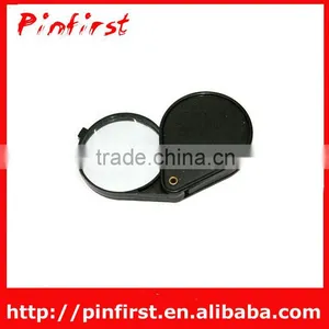4X Plastic Mini Magnifying Glass With Rotatable Lip thumbnail-1