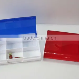 4 Case Plastic Pill Box thumbnail-2