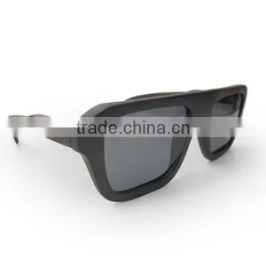 Ebony Wood Sunglasses With Customized Logo Engraved thumbnail-4