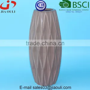 Matte Finish Ceramic Origami Vase thumbnail-4