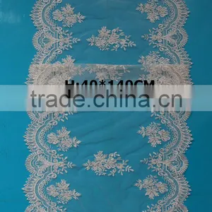 Customized Modern Design Wedding Table Cloth thumbnail-3