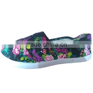 Assorted Adult and Kids Shoe Bulk Cheap Stock Shoes1 Euro thumbnail-3