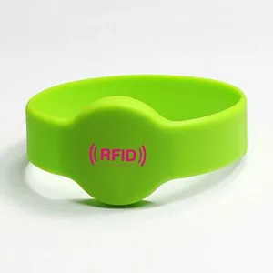 2023 Hot Product Waterproof RFID Wristband Silicone Wristband Manufacter thumbnail-3
