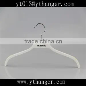 CY-279 White Small Size Cute Baby Wooden Hangers for Clothes Wholesale thumbnail-1