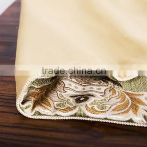PLUS Indian Silk Table Runner thumbnail-3