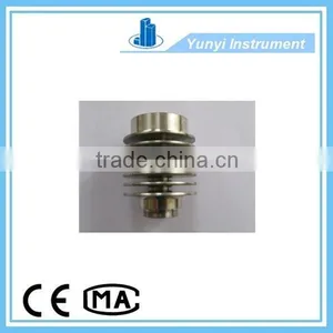 Pressure Gauge Radiator thumbnail-1