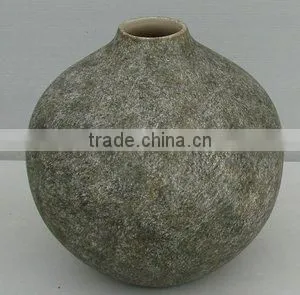 Ceramic Vase thumbnail-1