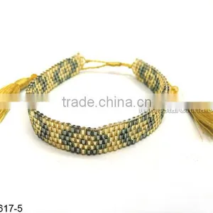 New Hot Pink Seed Bead Macrame Bracelet thumbnail-2