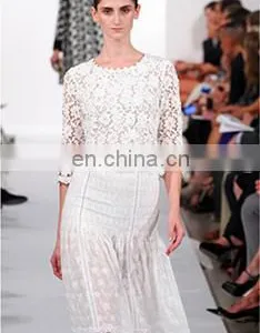 Fashion Lace Fabric for Wedding Dress and Garment thumbnail-2