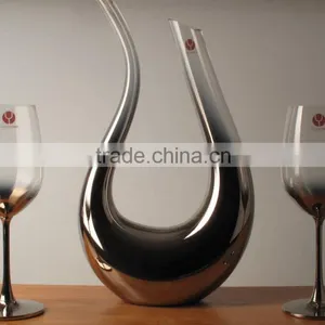 China Supplier Home Decor Portable Glass Wine Carafe thumbnail-2