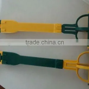 Convenient and Fashionable Pet Scooper Easy to Use thumbnail-1