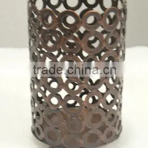 Wire Iron Pillar Holder thumbnail-1