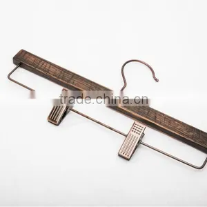 SERIE ANTIQUE CLOTHES AND PANT WOODEN HANGER thumbnail-3