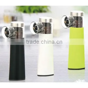 Plastic Gravity Pepper Mill thumbnail-1