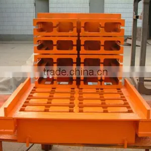 China Product Electric Vibration Cement Hollow Brick Forming Machine in Tanzania thumbnail-6